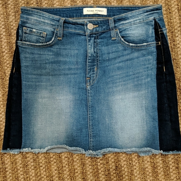 Flying Monkey Dresses & Skirts - Flying Monkey Platinum Distressed Skirt Sz 29